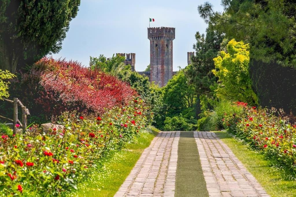 -Piscina E Parcheggio- Casa A Pochi Passi Dal Lago Padenghe sul Garda Exteriér fotografie